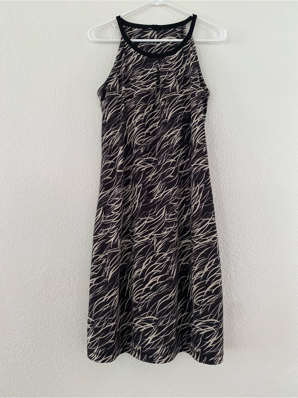 Patagonia Tall Pine Dress Black Cream Wheat Grass Halter Active Built In Bra M
